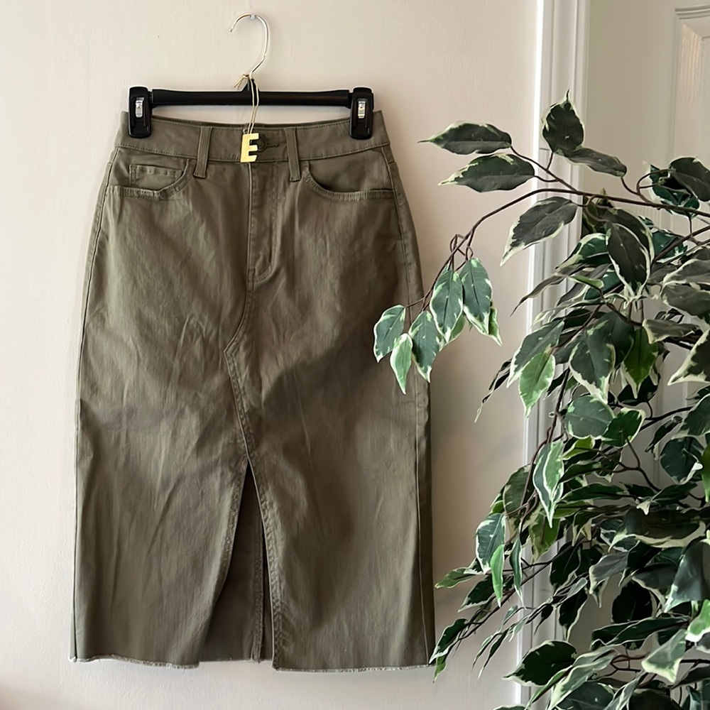💚 New Cute and Casual High Knee Split Skirt 💚